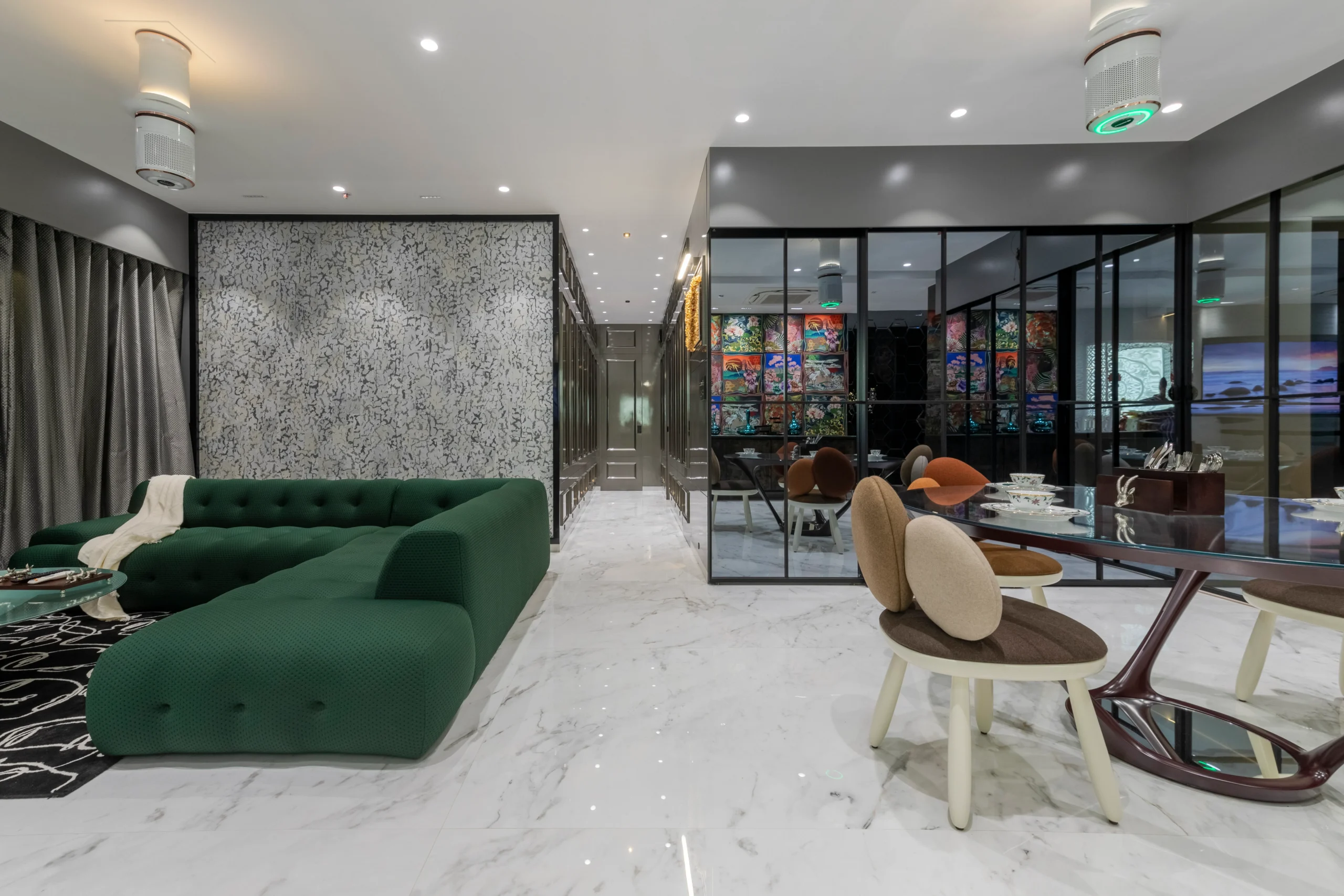 Image hover effect image