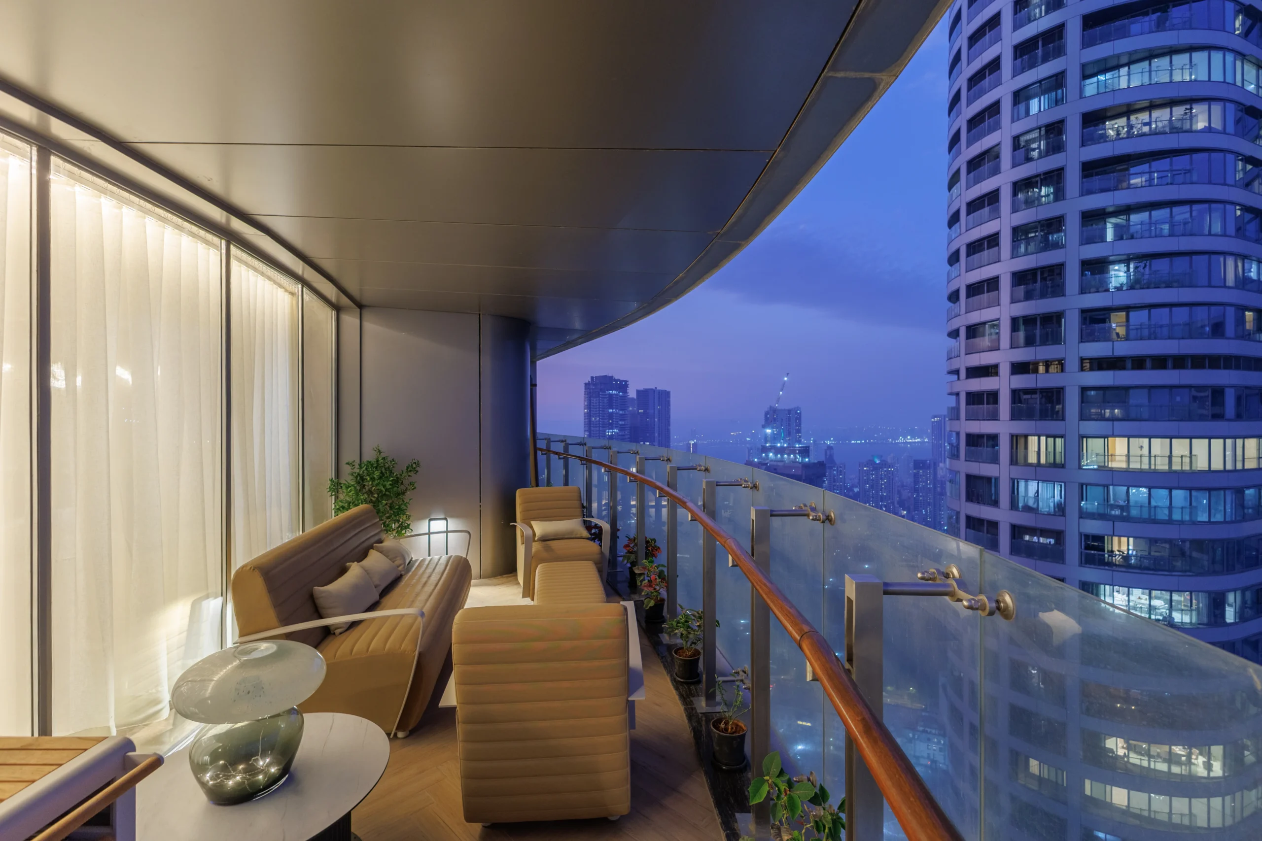 Image hover effect image