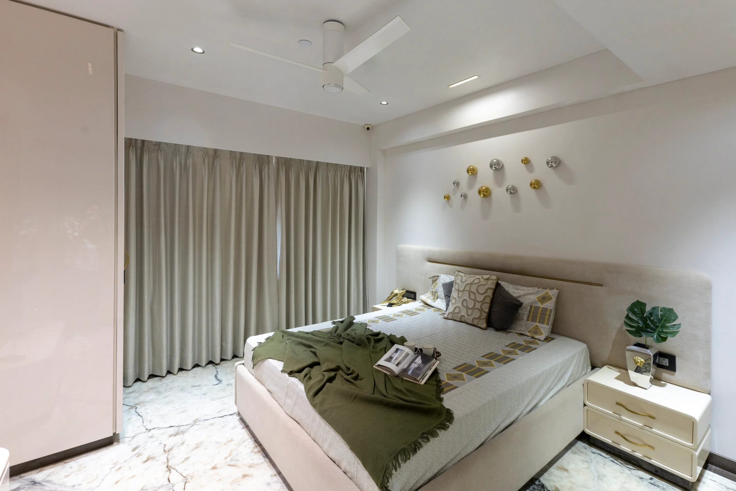 Image hover effect image